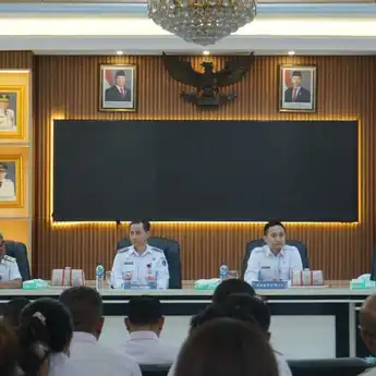 Kick Off Penanganan PPDs dan Penyerahan Hasil Pendataan di wilayah Bitung: Bukti Komitmen Imigrasi Sulut terhadap Kemanusiaan dan Tertib Keimigrasian