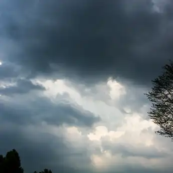 BMKG: Daftar Wilayah yang Masuk Musim Hujan Oktober 2025