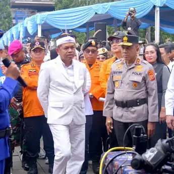 Santai Tanggapi Hasil Survei Dedi Mulyadi Lebih Fokus Bangun Jawa Barat