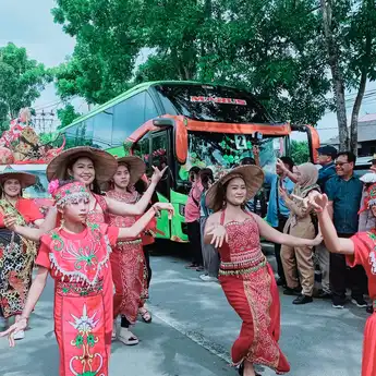 Semarak Naik Dango di Kota Pontianak, Warnai Arak-arakan Budaya Libatkan Lintas Etnis hingga Tamu Malaysia 