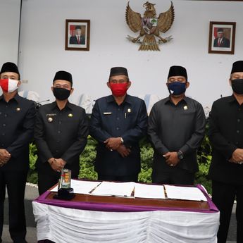 DPRD Kabupaten Bangka Mengesahkan Tiga Raperda