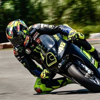 Masih Tanda Tanya Bergabungnya Rossi Ke Petronas Yamaha