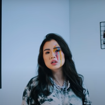 Lirik Lagu Hush - Yellow Claw X Weird Genius ft Reikko, Lengkap Artinya