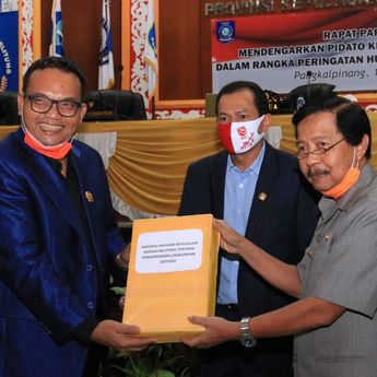 Pemprov Sampaikan Tiga Raperda Pada Rapat Paripurna DPRD Babel