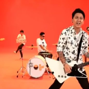 Lirik Lagu dan Chord Gitar Pee Wee Gaskins - Dari Mata Sang Garuda