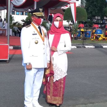 Peringati HUT RI, Gubernur Erzaldi Ajak Masyarakat Sama - sama Perangi Covid - 19
