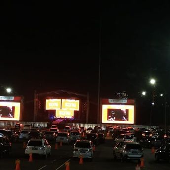 Drive-In Concert Pertama di Jakarta Digelar Sabtu Kemarin