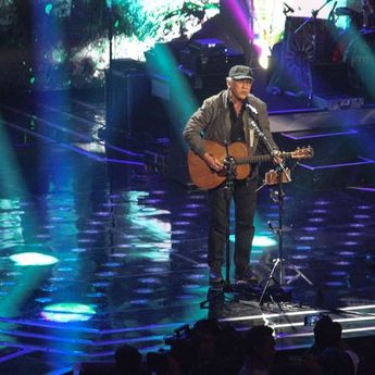 Iwan Fals Rilis Lagu "BAGIMU" untuk Kamu yang Berdiam di Rumah Aja