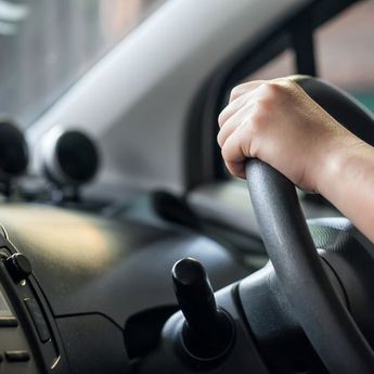 Tidak Disarankan Pengemudi Meminum Suplemen  Selama Berkendara Jarak Jauh