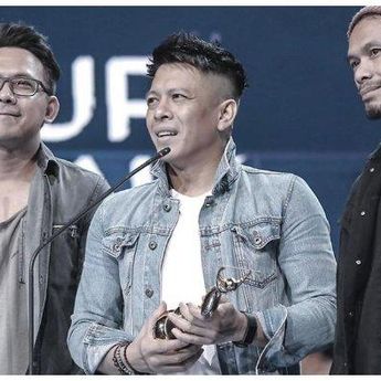 Raffi Ahmad Menangkan Lelang Vinyl NOAH, Dihargai Rp 260 Juta, Ariel: Uangnya untuk Bantu Kru Band 