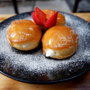Cara membuat bomboloni creme brulee, Donat Goreng Berlapis Karamel