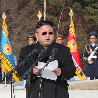 Pakar Politik Nilai Tangisan Kim Jong Un Hanya Intrik Politik Lantaran Takut Dilengserkan Rakyatnya Sendiri