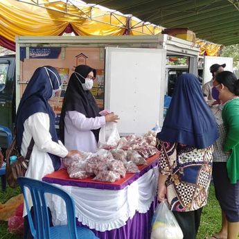 Pada Masa Pandemi Disperindag Babel Kembali Gelar Pasar Murah, Sasaran Kali Ini di Desa Parittiga