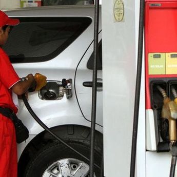 Jika Premium Dihapus, Apakah Aman Mobil Lawas Minum BBM Oktan Tinggi?  