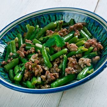 Cah Buncis Daging Sapi Cincang Pedas, Sajikan Dengan Nasi Hangat