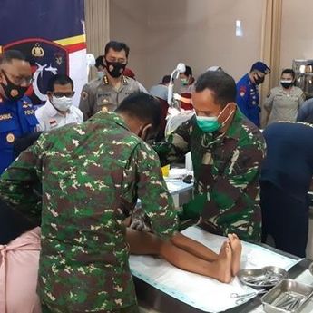 Ditpolairud Polda Kepulauan Bangka Belitung Gelar Sunatan Masal