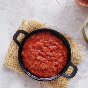 Hanya Butuh 3 Bahan, Berikut Ini Cara Membuat Bumbu Dasar Merah 