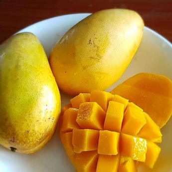 Agar Cepat Dan Mudah, Berikut Ini 6 Cara Memotong Buah Mangga