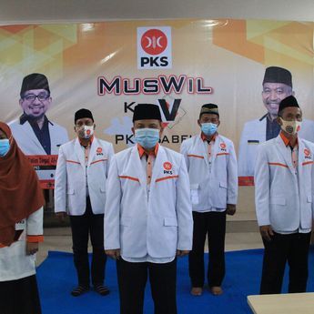 Jabat Ketua DPW PKS Babel Periode 2020 - 2025, Aksan Visyawan Ajak Kader Bersatu