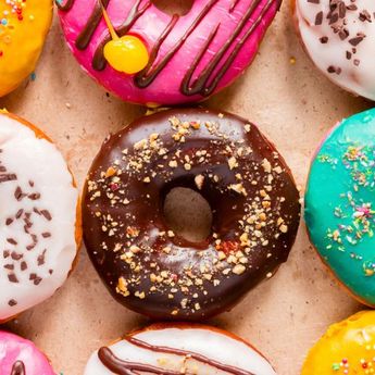 6 Alasan Makanan Manis Bisa Bikin Tubuh Gemuk, Ini Penjelasannya