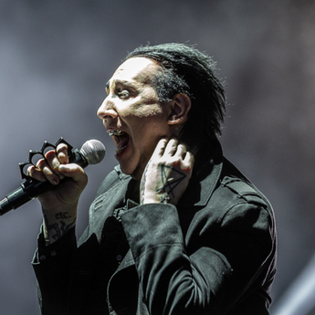 Diduga Terlibat Tindak Kekerasan, Label Rekaman Putus Kontrak Marilyn Manson
