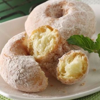 Harum Dan Lembut, Berikut Ini Cara Membuat Donat Tape Singkong