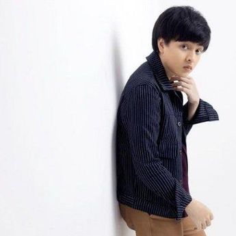 Arsy Widianto Tampil Sendiri di Single Ketiga Project Music Series #ArTiUntukCinta 
