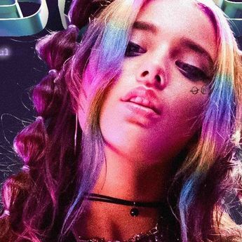 Penyanyi Pop Remaja Alaina Castillo Rilis 'stfu (i got u)'