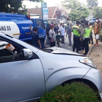 Libatkan 3 Mobil, Tabrakan Beruntun Terjadi di Jalan Jendral Sudirman Sungailiat