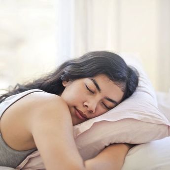 Mengungkap Kepribadian Dengan Posisi Tidur. Kamu Termasuk yang Mana?  