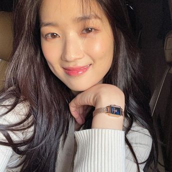 Ini Arloji Olivia Burton 'Milik' Kim Hye-yoon yang Dijual di Indonesia