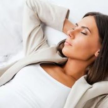Tahukah Kamu Bahwa Perempuan Butuh Tidur Lebih Lama Ketimbang Pria ?