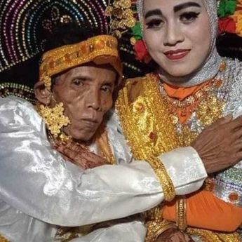 Awalnya Melamar Ibunya, Namun Ditolak, Justru Menawarkan Anaknya 