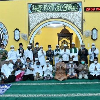 Bupati Bangka Gelar Safari Ramadhan di Masjid Al Muttaqin Desa Pemali