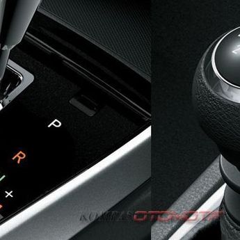 Lebih Mahal Mana, Perawatan Mobil Matik atau Manual