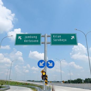 Makna Warna Hijau dan Biru pada Rambu Penunjuk Arah di Jalan 