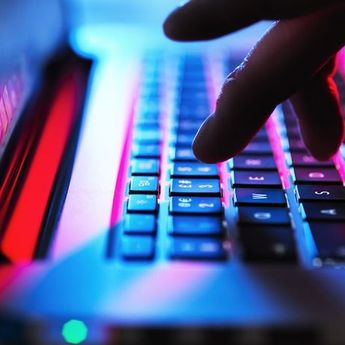 Ngebut Banget Sampe 319 Terabits Per Detik,Jepang Pecahkan Rekor Internet Tercepat di Dunia