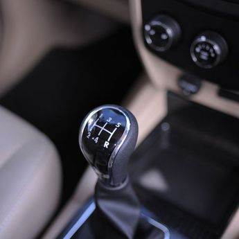 Sering Disepelekan, Cara Ini Bisa Bikin Tranmsisi Cepat Rusak  