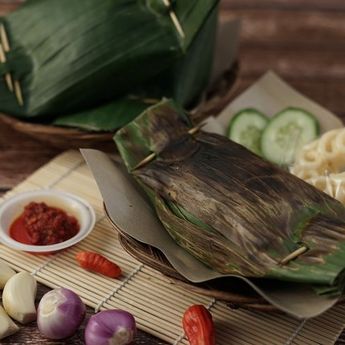 Berikut Ini Cara Membuat Nasi Bakar Telur Asin               
