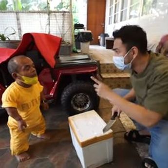 Ucok Baba Bilang Mimpi Apa ini, Saat Dapat Hadiah Mobil dari Raffi Ahmad