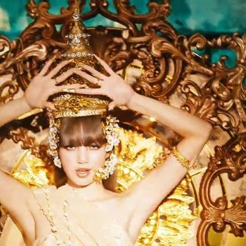 Debut  "Lalisa" Lisa BLACKPINK Tembus 70 Juta Views dalam 24 Jam di Youtube
