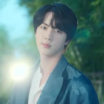Jin BTS Buka-bukaan Tipe Wanita Idamannya