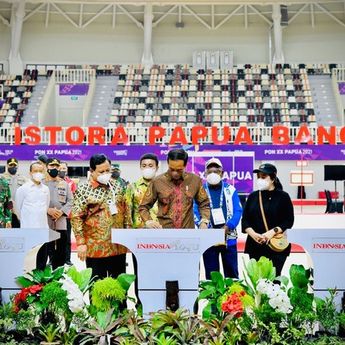 Presiden Joko Widodo Resmikan Arena Olahraga PON ke-20 di Papua 