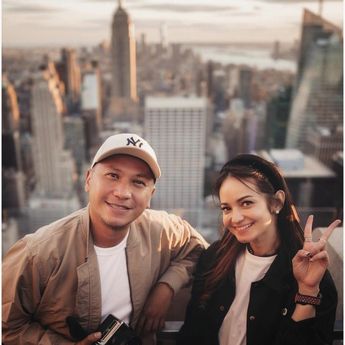 Rumor Beredar, Gading Marten Segera Menikah Dengan Enzy Storia