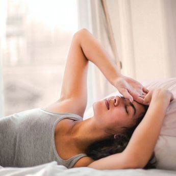 Seperti Remaja 17 Tahun, Ini Tips Awet Muda Tanpa Kerutan Melalui Tidur