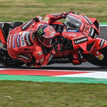 Pecco Menang di GP Valencia, Rossi Juara di Hati Para Penggemar MotoGP  