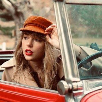 Taylor Swift Rilis Versi Live Akustik 'All Too Well' yang Berdurasi 10 Menit