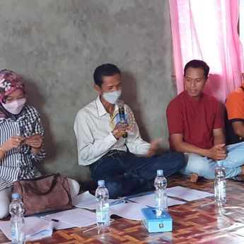 Wakil Ketua DPRD Babel M.Amin Sebarkan Perda Keamanan Pangan Di Desa Bedengung