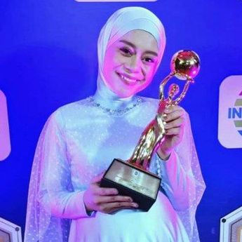 Lesti Kejora Raih Pedangdut Terpopuler IDA 2021