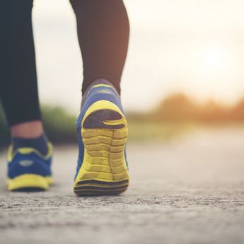 Ternyata, Jalan Kaki Bisa Turunkan BB dengan Mudah. Sudah Tahu?